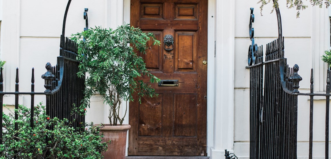 london-terraced-house-front-door