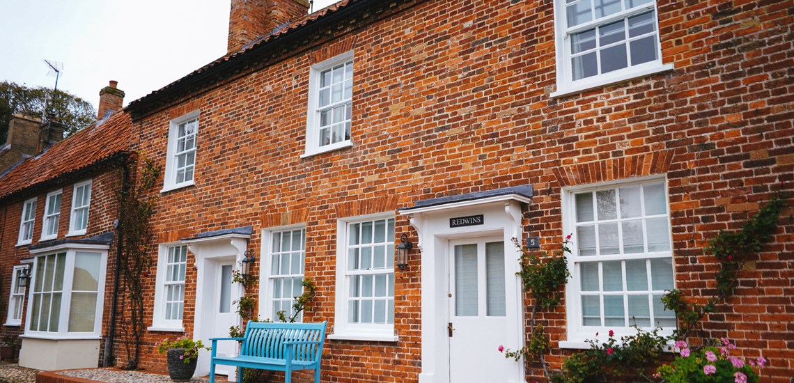 houses-uk-terraced-broker-support